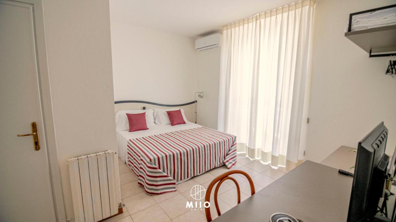 Miio Hotel Сан-Винченцо Экстерьер фото